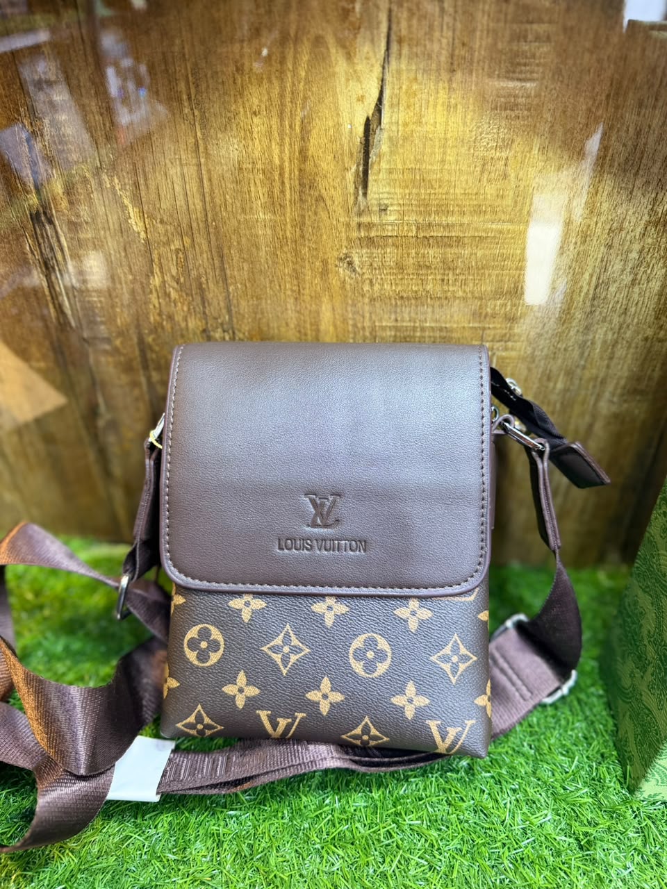 Lv Hand bag
