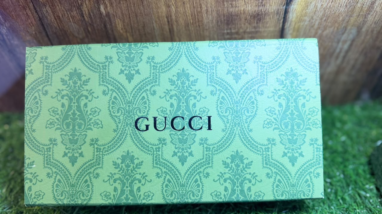 Gucci wallet