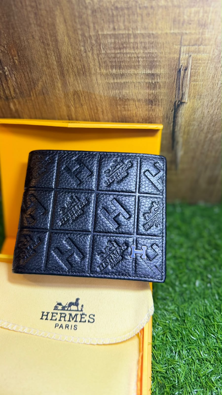 Hermes paris wallet